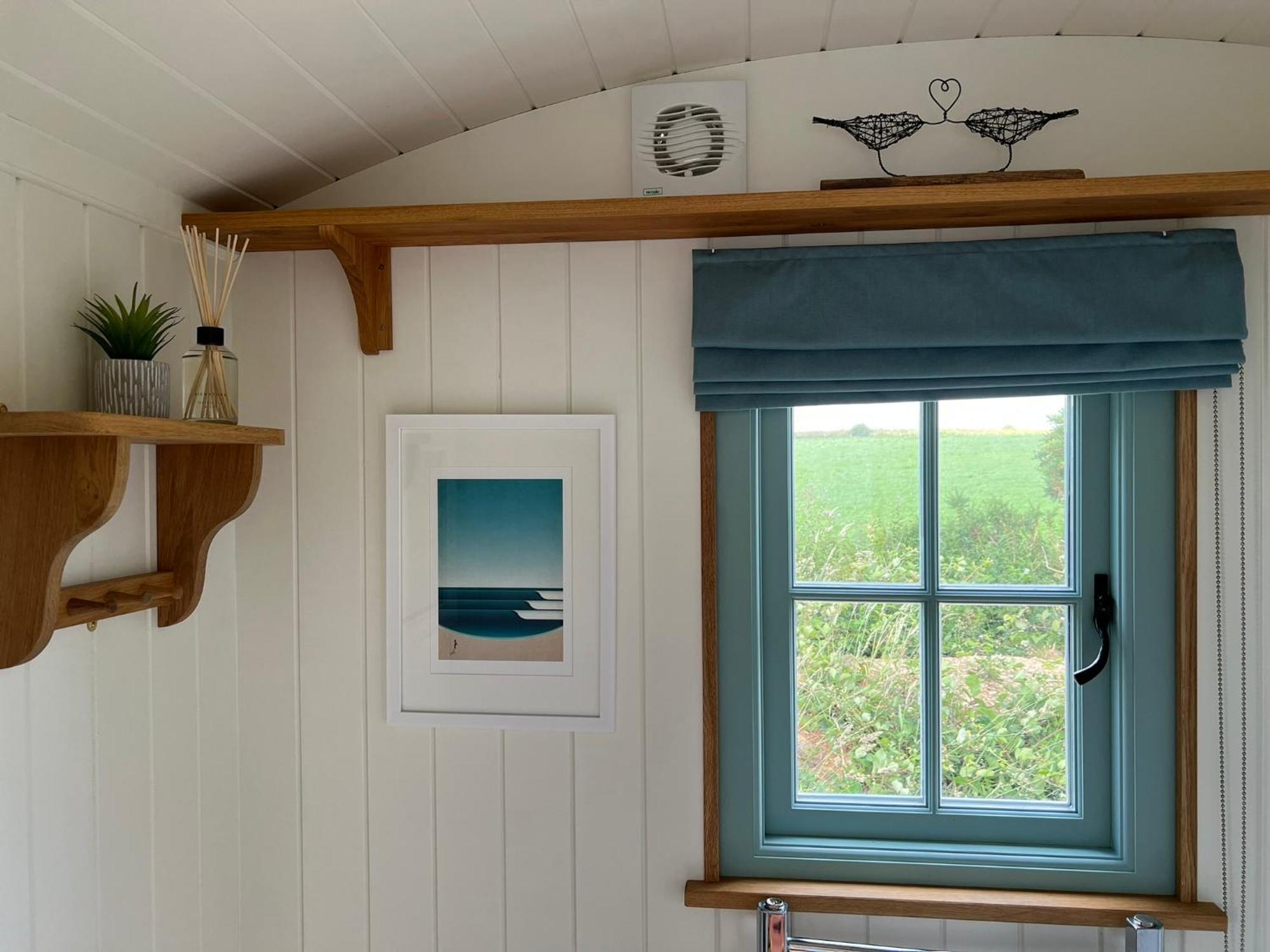 Toms Hut And Robins Rest Shepherd Huts Near ウェイドブリッジ エクステリア 写真